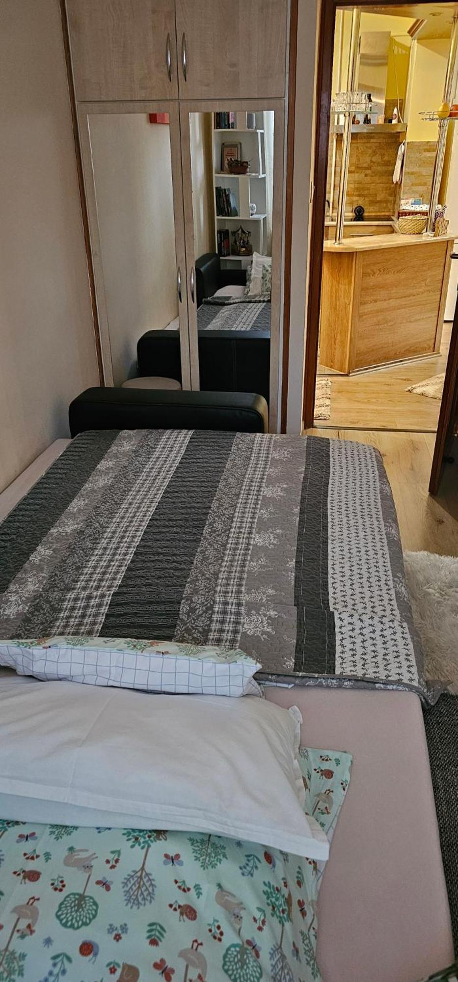 Anna Gyoengye Apartman Debrecen Exterior foto